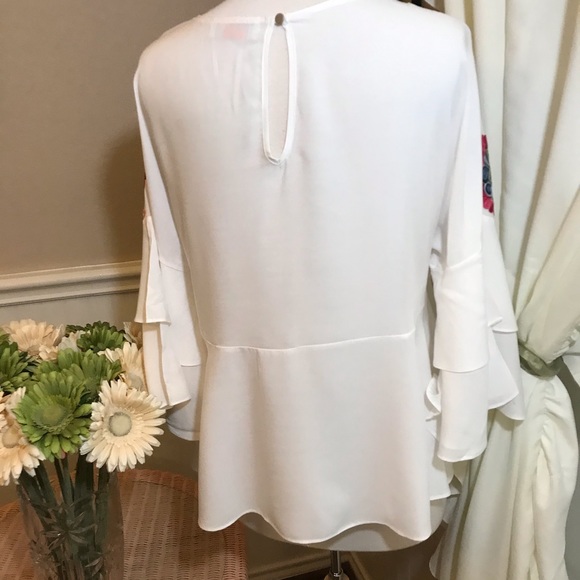 RENEE C EMBROIDERED TOP. Medium - Picture 4 of 6